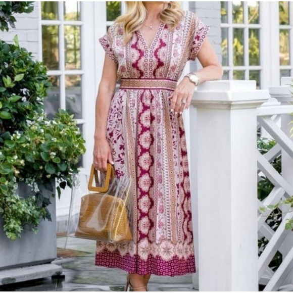 Gal Meets Glam Liza Foral Dress - Picture 2 of 15